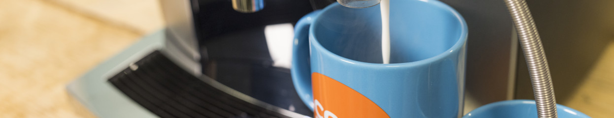 How do you make a cappuccino with a milk tube?