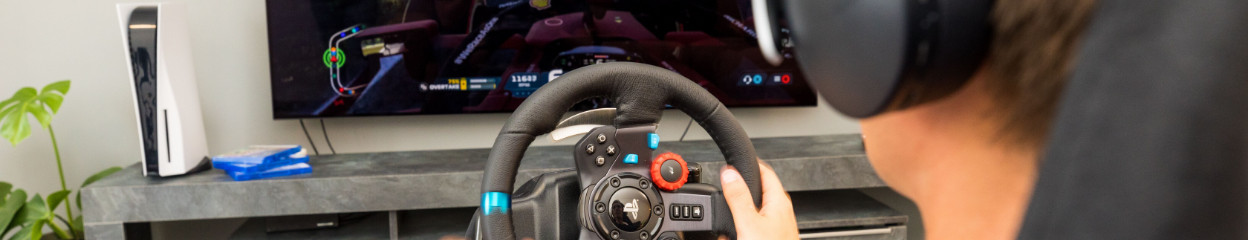 What do you need for a Logitech G racing setup?