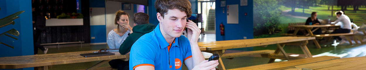 Get started with your JBL earbuds