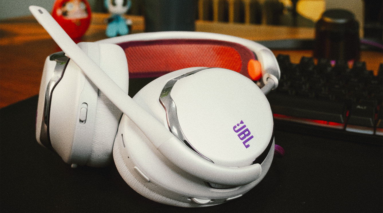 Das Gaming-Totalerlebnis mit dem JBL Quantum 950