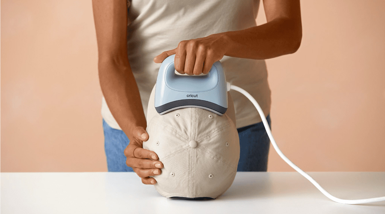 Angebot für Cricut Explore 4 mit Hat Press