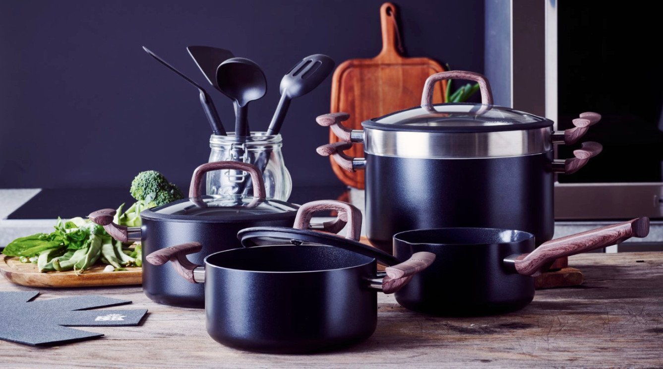 Fry environmentally-friendly with the ceramic non-stick coating