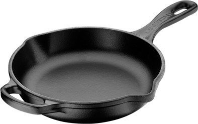 Le Creuset Round Skillet Frying Pan 23cm Matte Black is no longer available