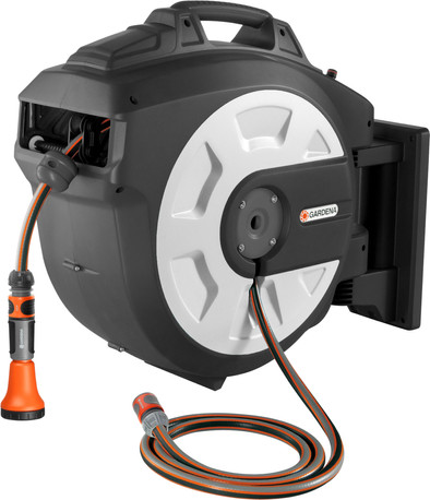Gardena 30m Roll-up Automatic with Nozzle is no longer available