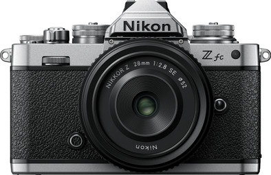 Nikon Z fc + Nikkor Z 28 mm f/2.8 ist nicht mehr verfügbar