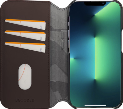 Decoded Wallet Apple iPhone 14 Pro Max Book Case Leather Brown is no longer available