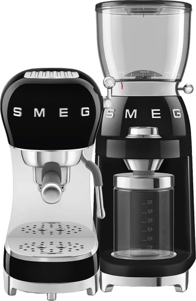 SMEG ECF02BLEU Schwarz + Kaffeemühle ist nicht mehr verfügbar