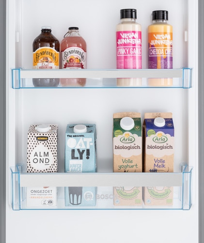 Bosch KGE39AICA detail