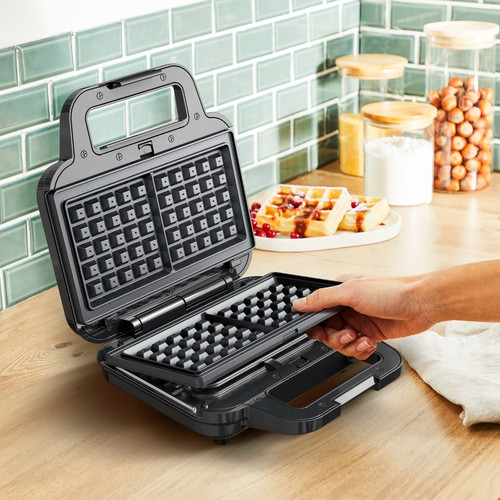 En Appareil à Gaufres Sandwichs Et Paninis Ultracompact