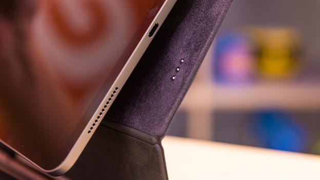Apple iPad with Smart Keyboard ready to use