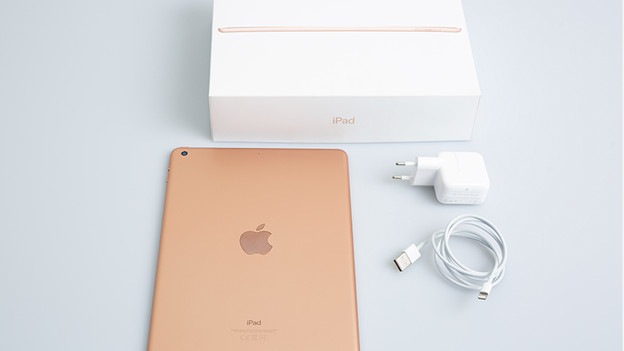 iPad 2018 out of the box