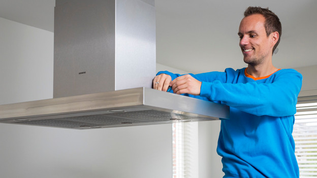 Coolbluer with range hood