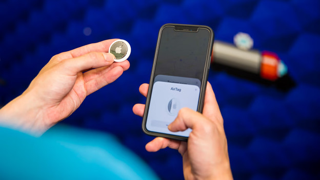 Tipp 1: Verbinde den AirTag mit deinem Apple Gerät