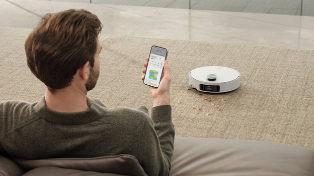 Robot vacuums