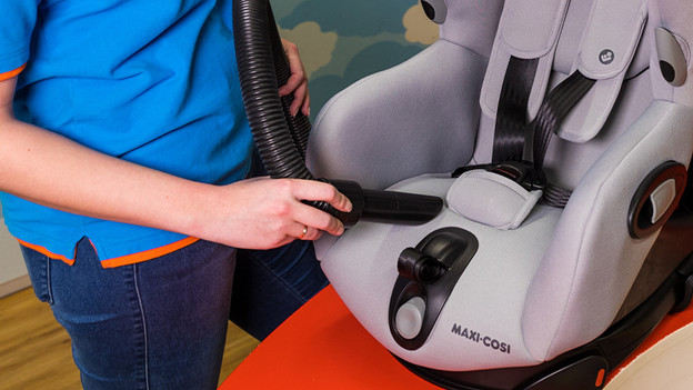 Cleaning the car seat