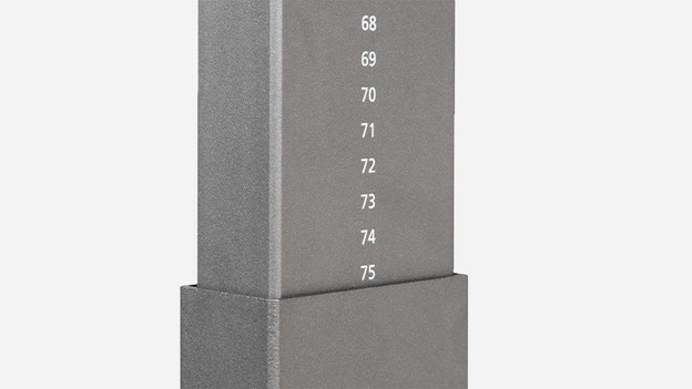 Schreibtisch in der Höhe anpassen