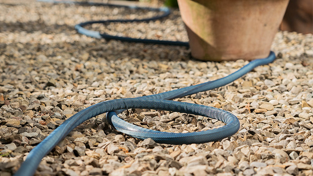 Flexibler Gartenschlauch: kein Aufbewahrungssystem