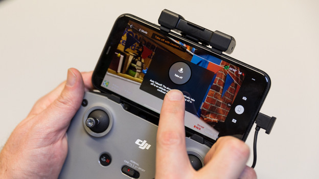 Lass die Drohne abheben