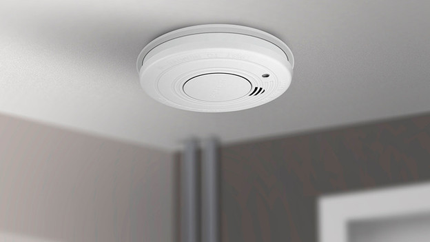 Linkable smoke detectors