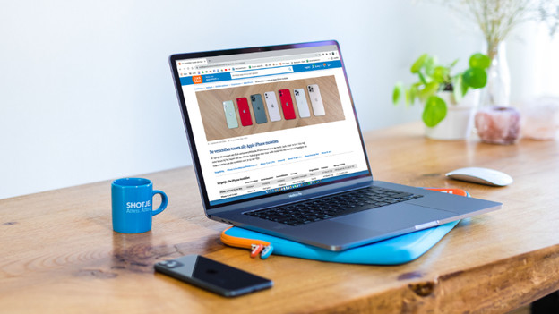 Choose between different iPhone models