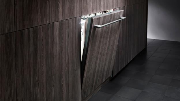 Schmutziges Geschirr extra sauber