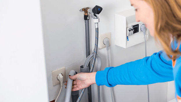 Check the drain hose of the washer dryer combination