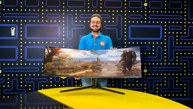 Experte mit dem Samsung Odyssey G9 Neo