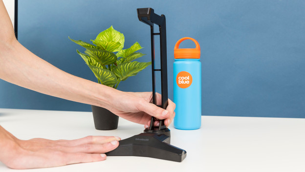 Schritt 2: Aufhänger befestigen