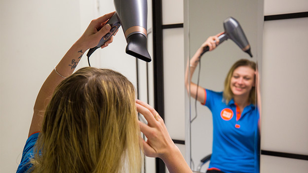 Mit Keratin trocknen, Haartrockner schützen