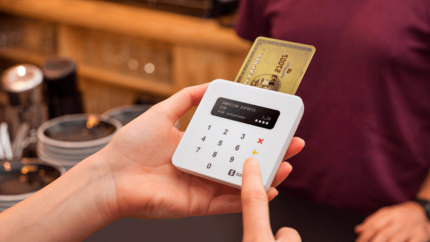 SumUp Air contactless in use