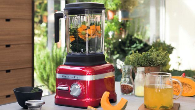 Blender with vegetables