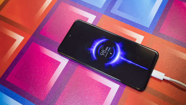 Xiaomi: durchschnittlicher Akku, Aufladen in 40 Minuten