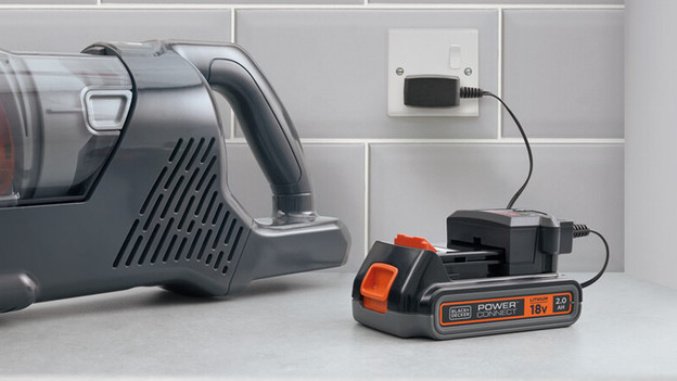 BLACK+DECKER POWERCONNECT 18V battery and charger