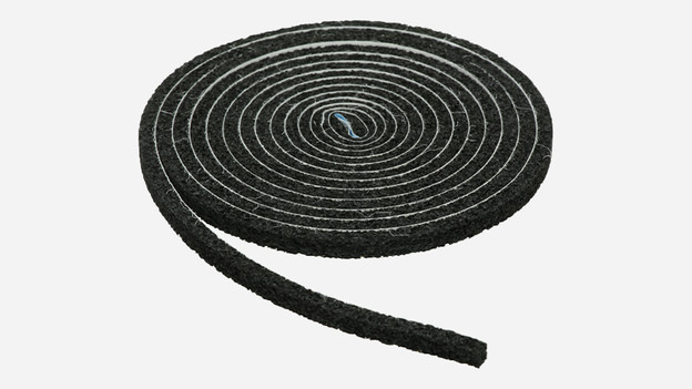 Rolled-up sealing tape