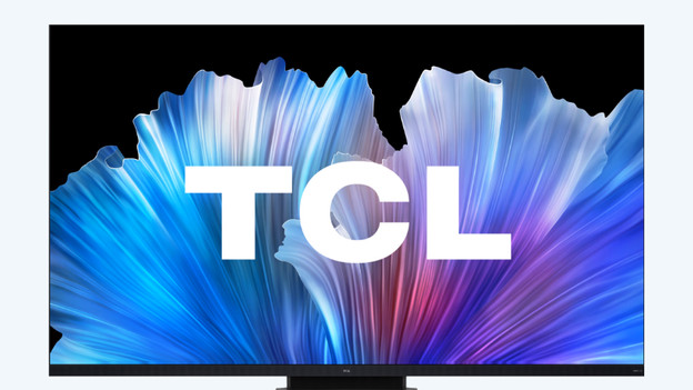 C931: large contrast and high brightness