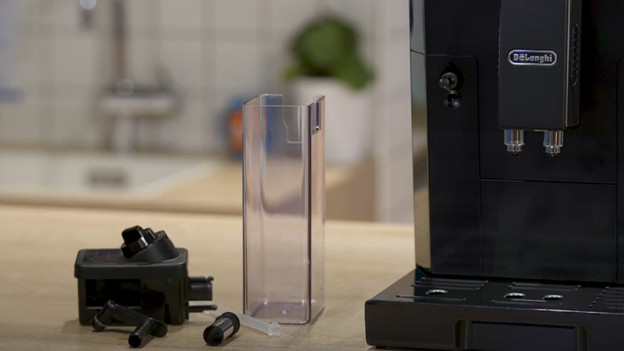 Baue den Milchbehälter auseinander