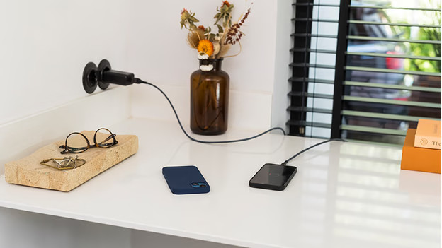 iPhone 16 Ladegerät