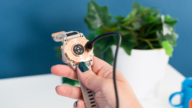 Schritt 4: Schließe deine Smartwatch an