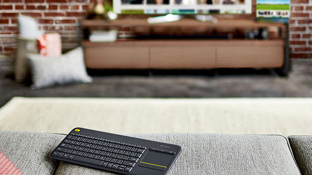 Multimedia keys Fn key function keys media wirelessly wired