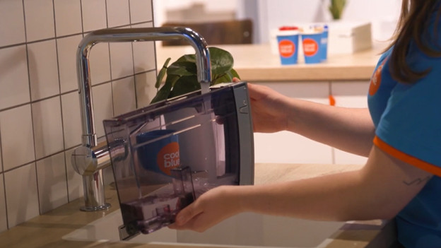 Schließe die Maschine an