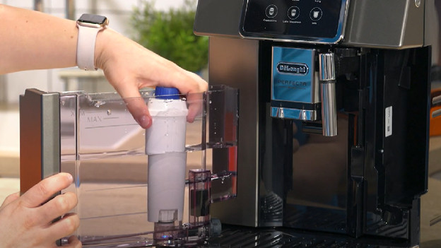 Wasserfilter entfernen