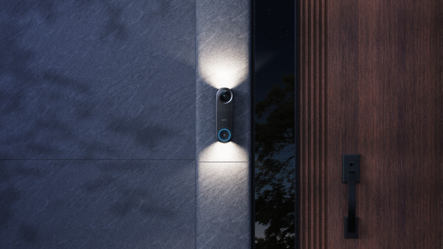 Anker eufy S4 with built-in light