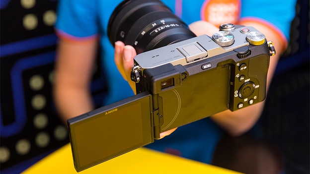 A7C: kompaktes Gehäuse