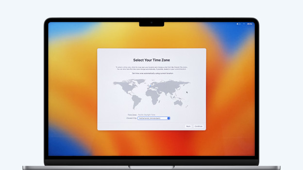 Set up time zone on MacBook