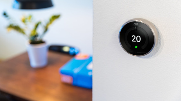 Choose a comfortable default temperature on the thermostat