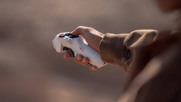Antigravity A1: nur mit Brille und Motion Controller