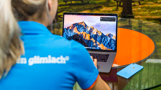 Annehmen eines Anrufs auf deinem Mac