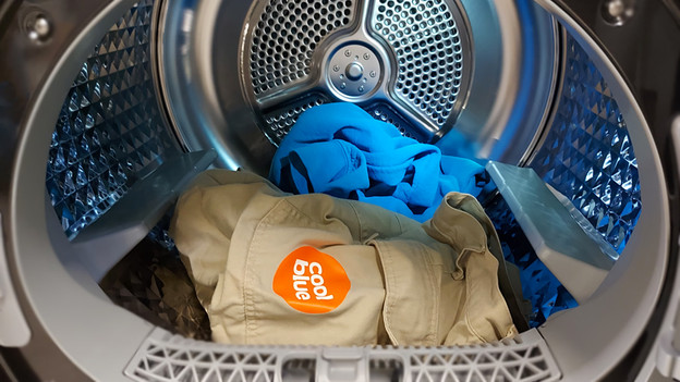 Trockner mit Dampf auffrischen