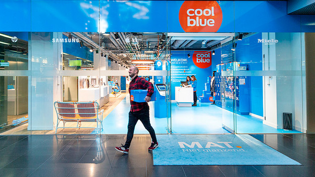 View external SSDs in the store