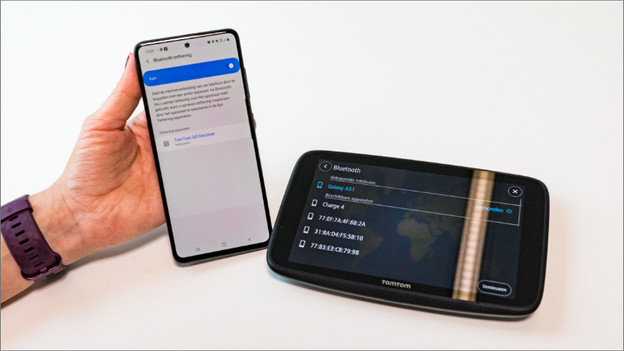 Turn on Bluetooth tethering